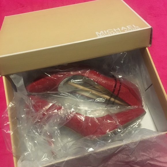 Michale kors Red leather heels - Picture 5 of 7